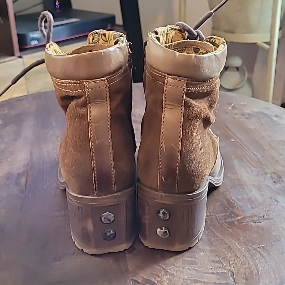 Fly London leather Heeled Lace Up Boots - Picture 4 of 6